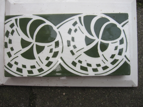 Antieke wandtegels, art nouveau wandtegels, art deco wandtegels, antieke muurtegels