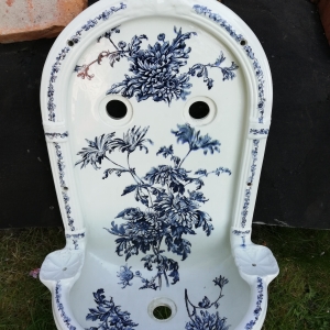 Antiek fonteintje crysanten Johnson Brothers