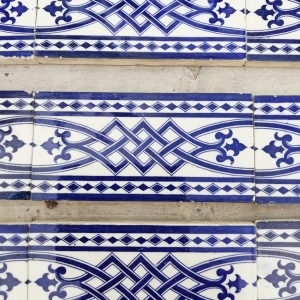 600cm antieke randtegels diep paarsblauw decor Villeroy en Boch