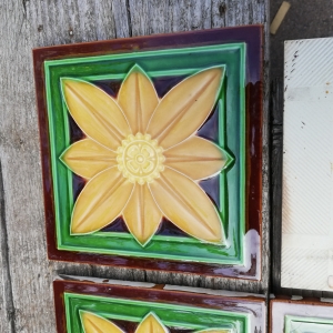 Antieke wandtegels (36 stuks) met strakke afbeelding Gilliot Hemiksem