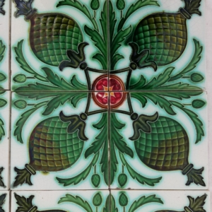Unieke set van 16 art nouveau wandtegels 4 x vierpas