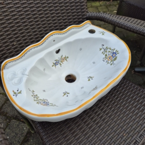 Gedecoreerd Frans fonteintje, schelpvorm, handbeschilderd